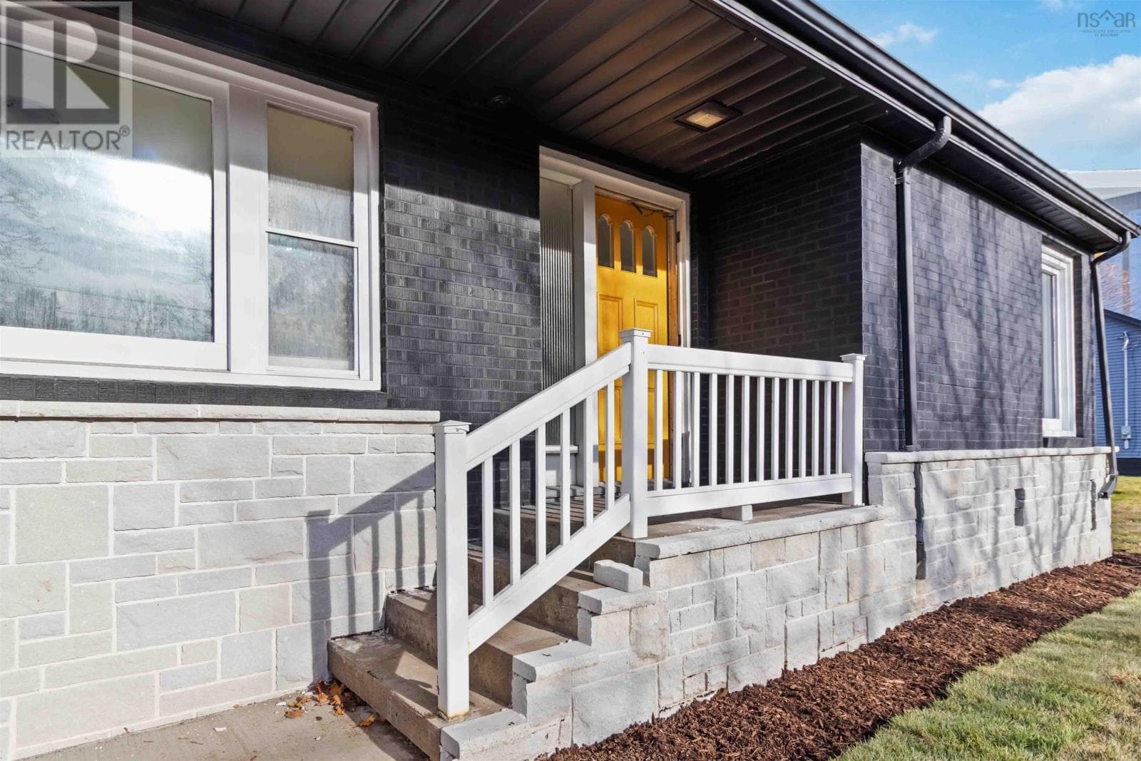 2795 JOSEPH HOWE DRIVE — photo 3