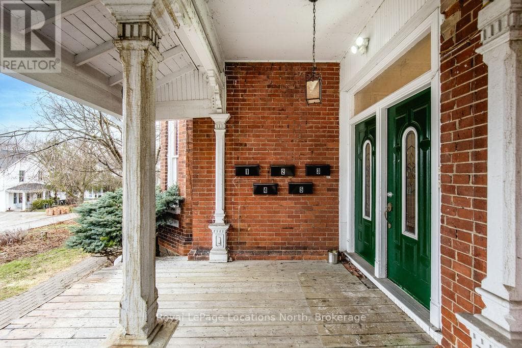 3 PEEL STREET — photo 4