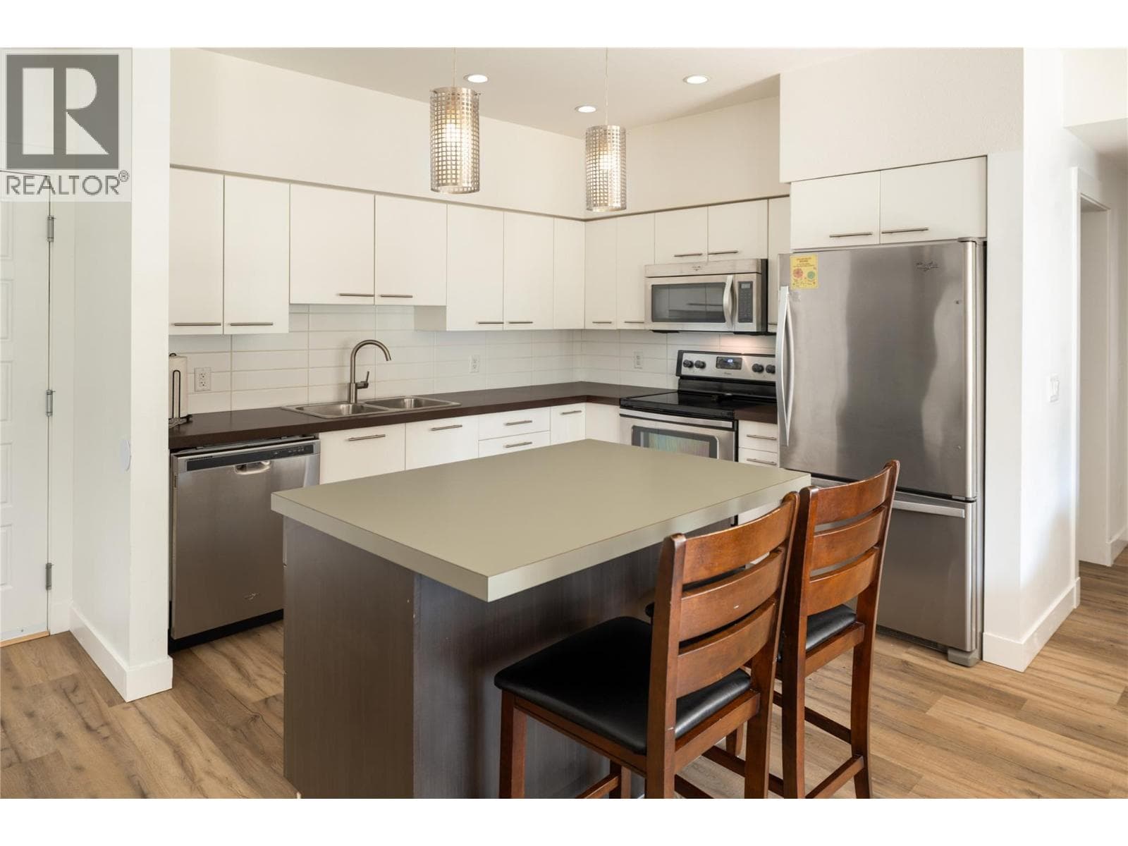 985 ACADEMY Way Unit# 208 — photo 3