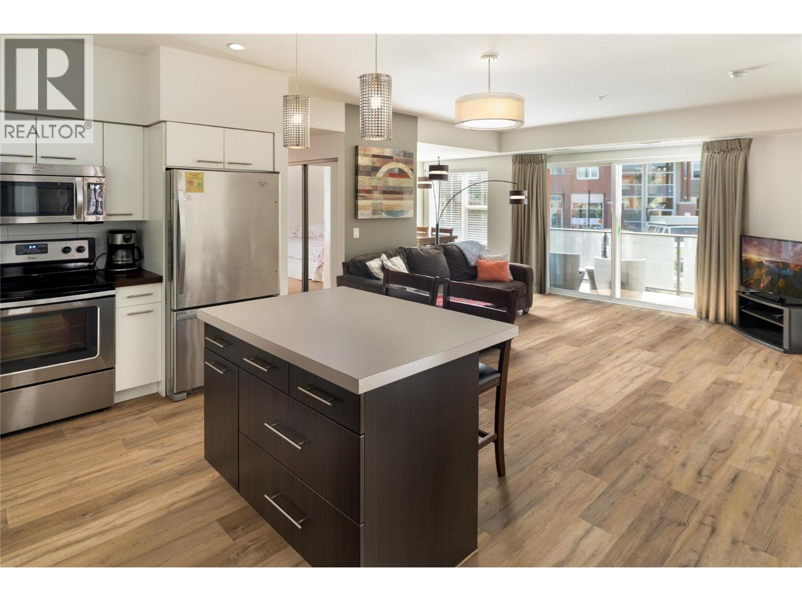 985 ACADEMY Way Unit# 208 in Highway 97