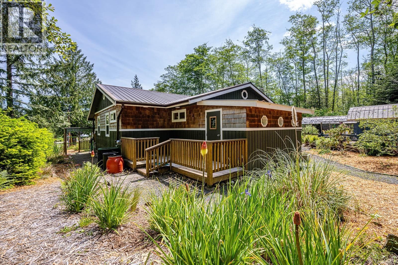 1415 BAIKIE ROAD in 