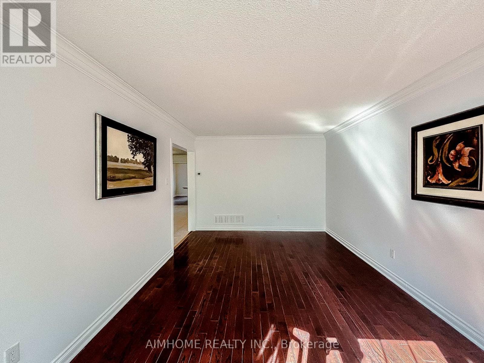 87 BALLARD CRESCENT — photo 4