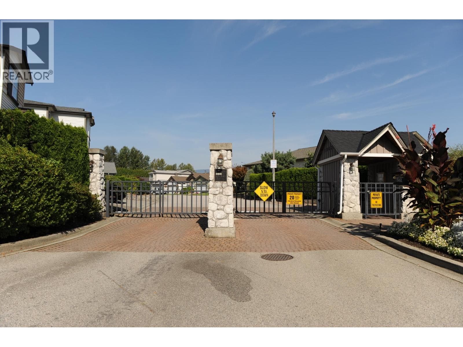 143 19639 MEADOW GARDENS WAY, Greater Vancouver — photo 2