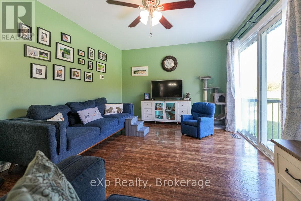 179422 GREY ROAD 17 — photo 5