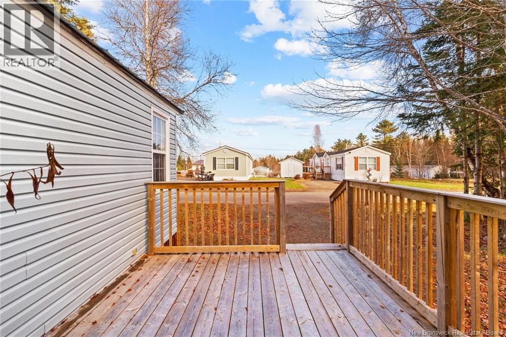 27 GARDEN GROVE STREET — photo 3