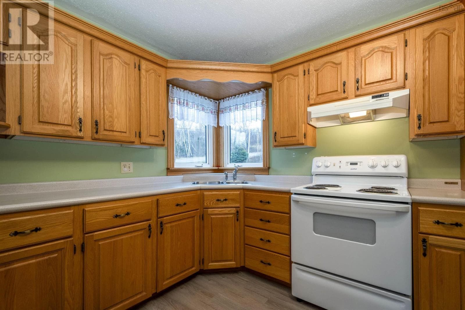 4231 SHORE ROAD WEST — photo 5