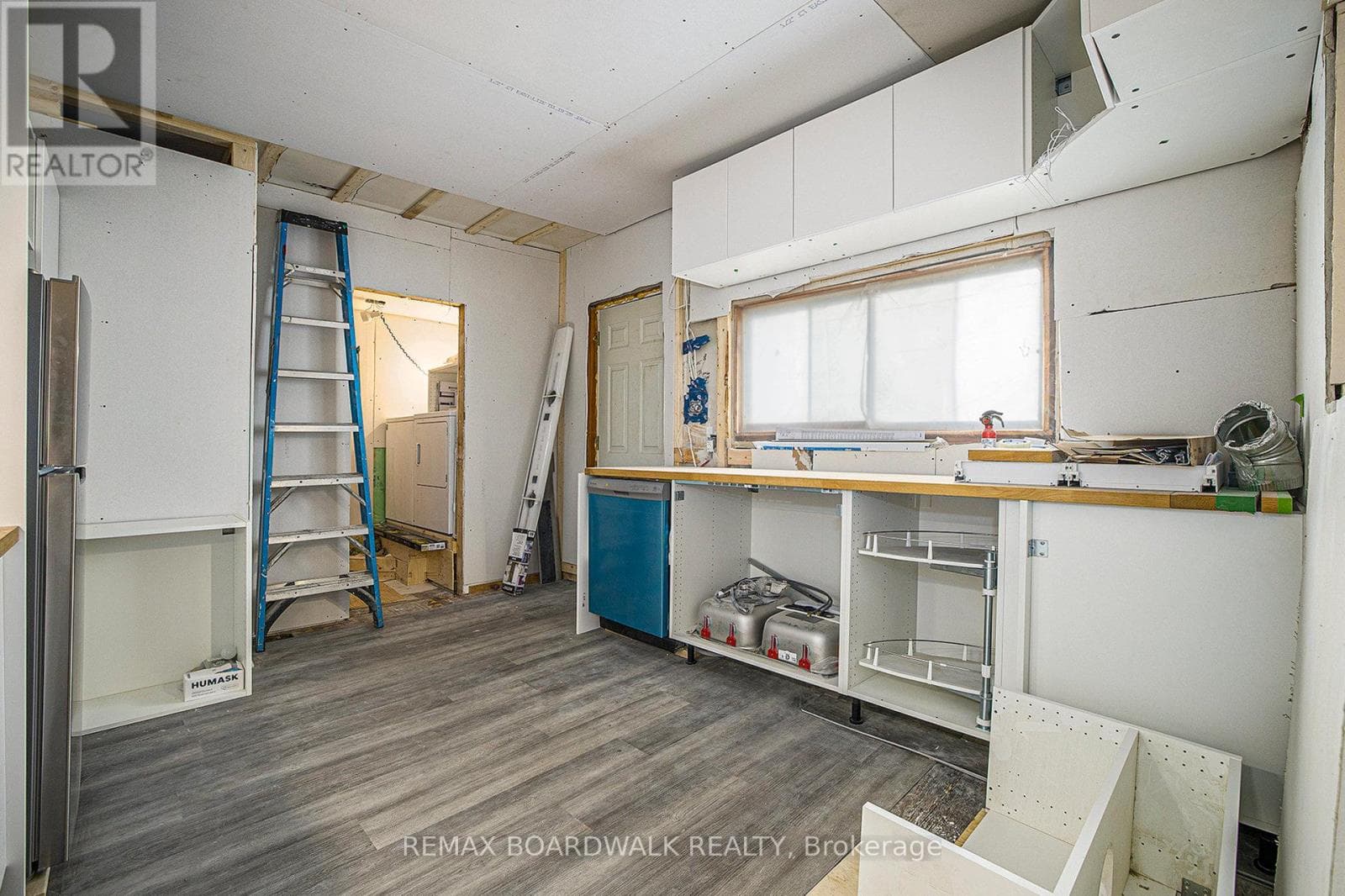 20 MONTAGUE STREET — photo 3