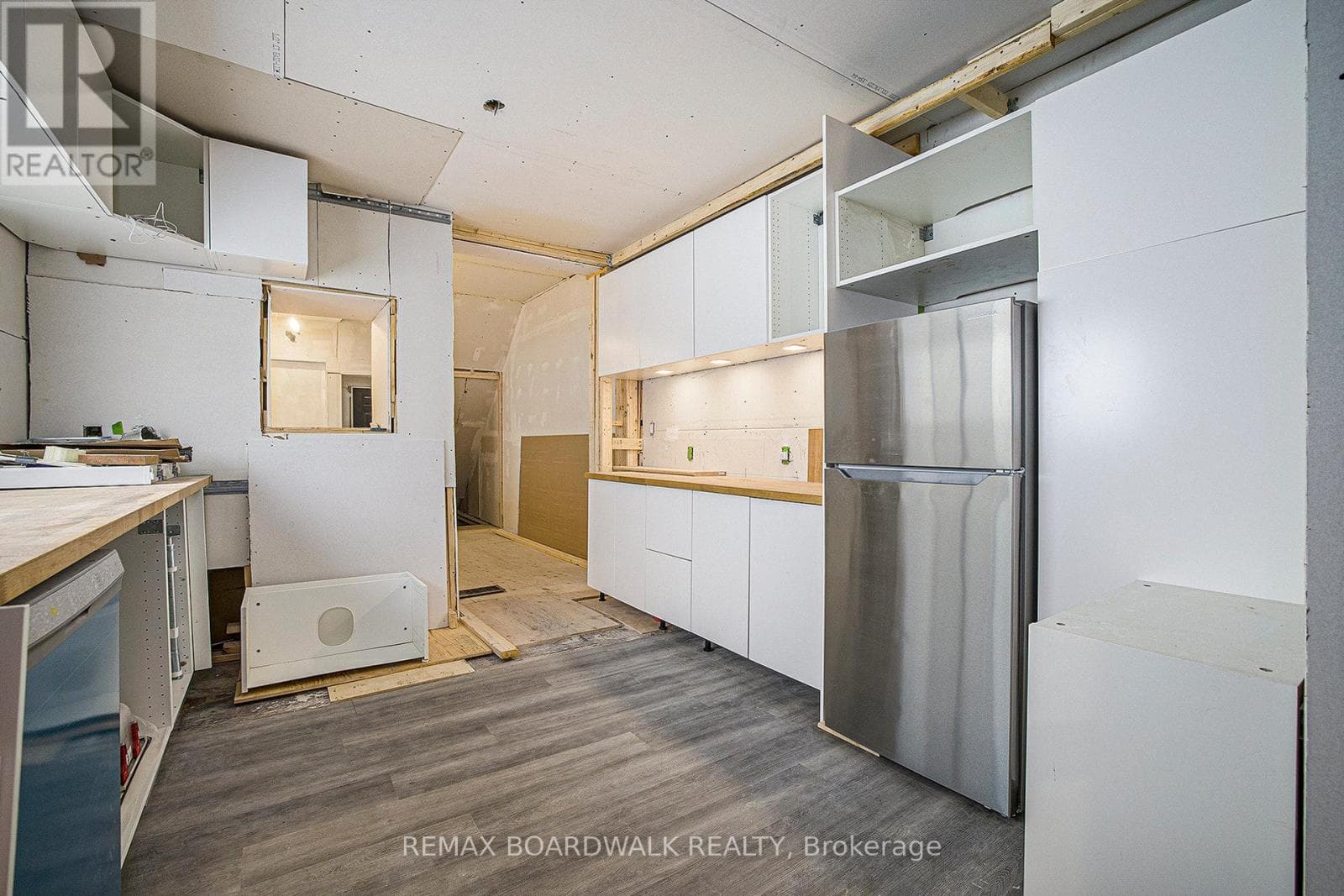 20 MONTAGUE STREET — photo 4