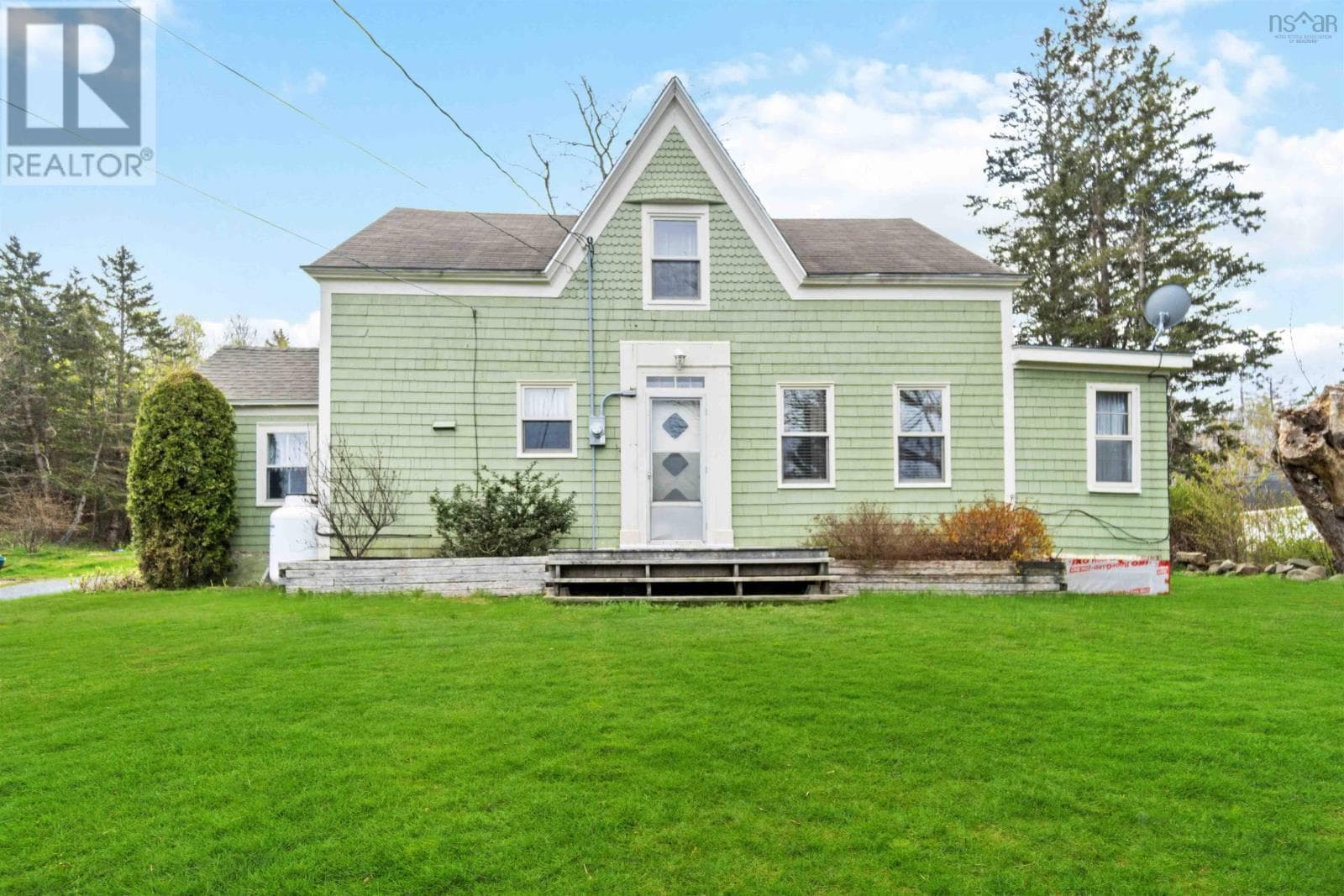 1256 HIGHWAY 1 in