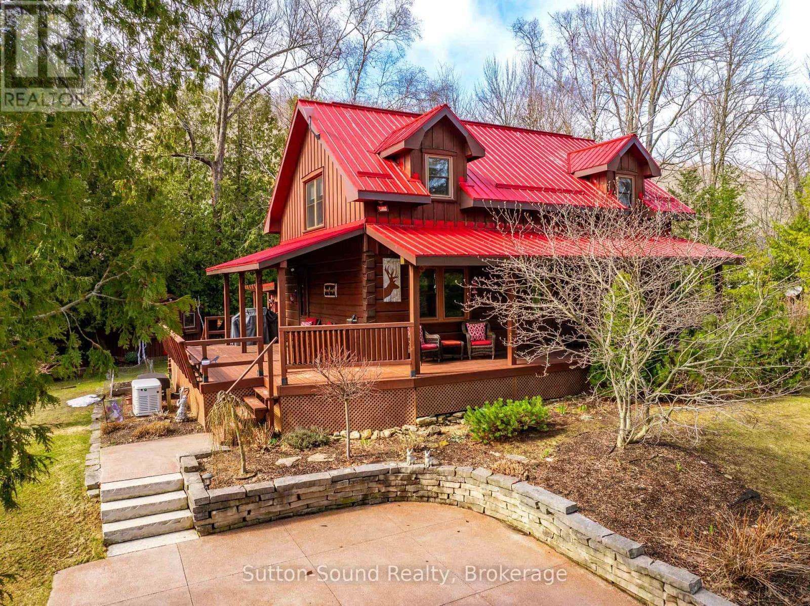625 MALLORY BEACH ROAD in 