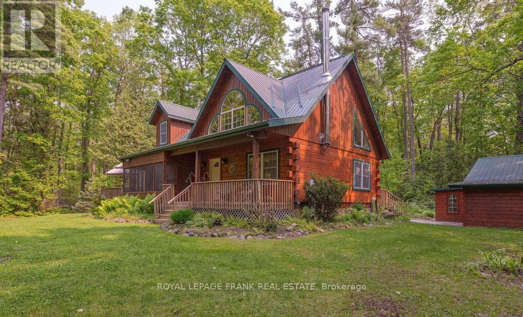120 SUGARBUSH CRESCENT — photo 2