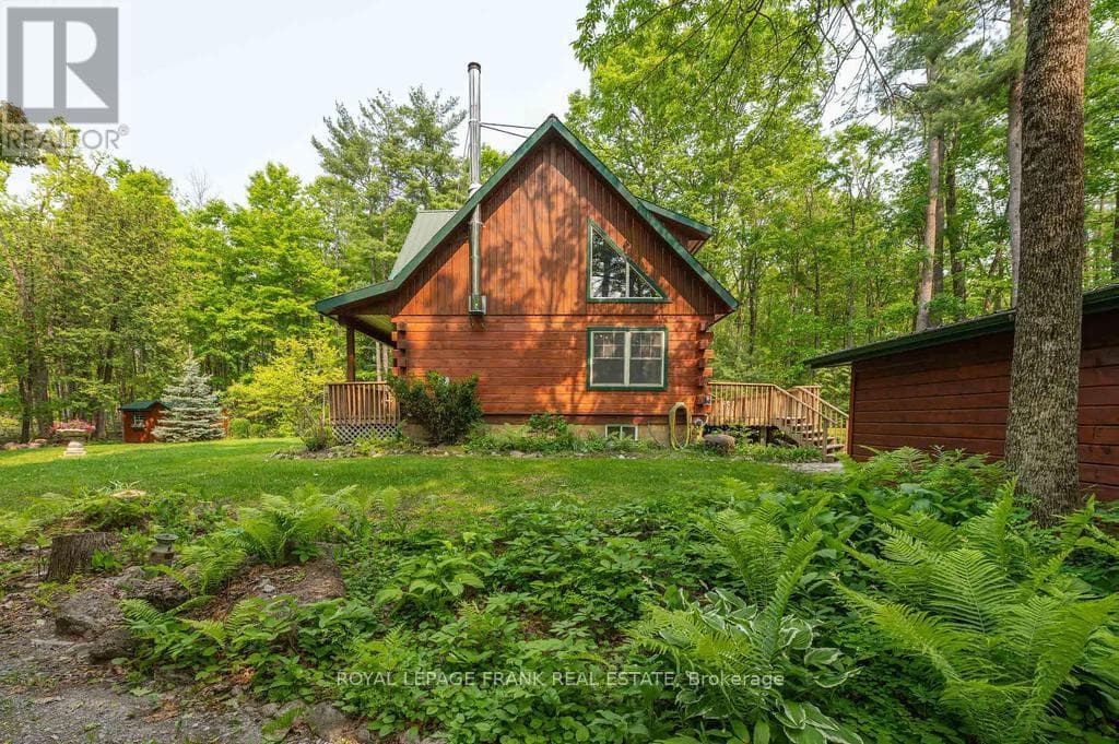120 SUGARBUSH CRESCENT — photo 3