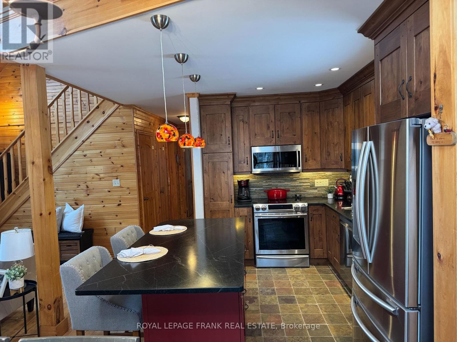 120 SUGARBUSH CRESCENT — photo 5