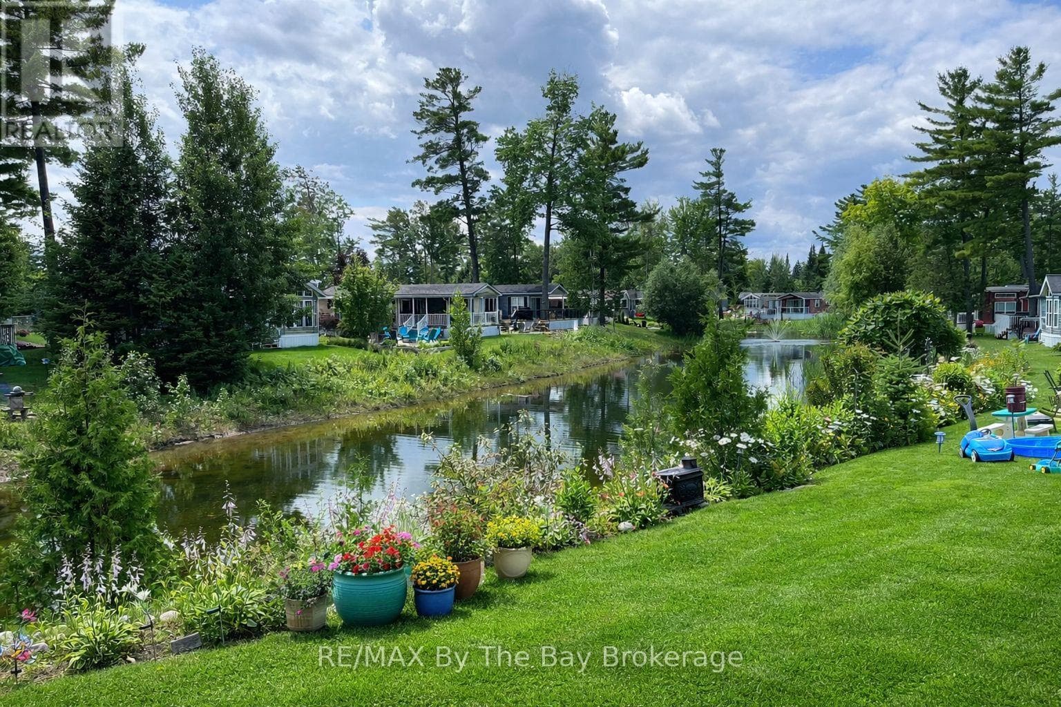 15 KENORA TRAIL, OnePoint — photo 3