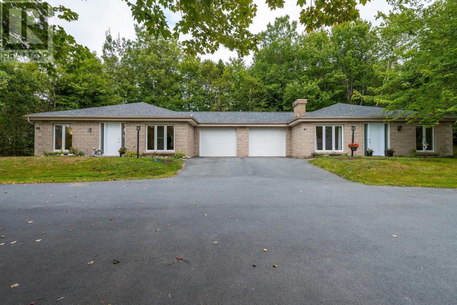 31-33 BIRCH GROVE in UPPER TANTALLON