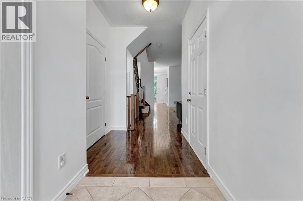 400 STONEHENGE Drive Unit# 21 — photo 4