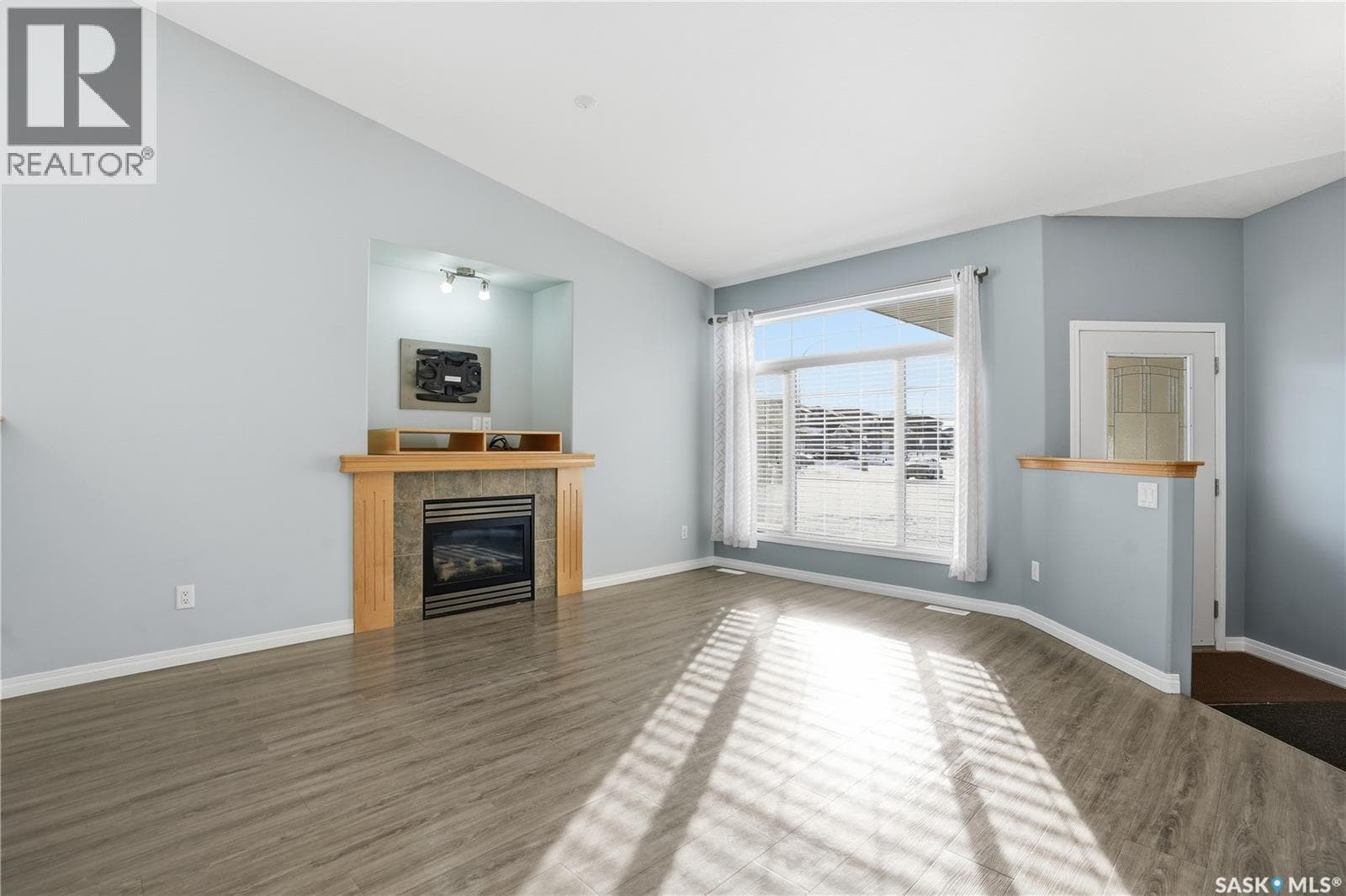7902 THRUSH STREET — photo 3