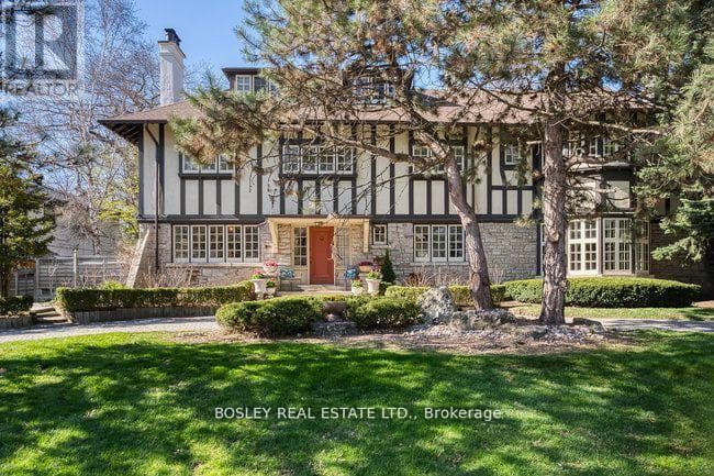 40 CASTLE FRANK ROAD in Rosedale-Moore Park