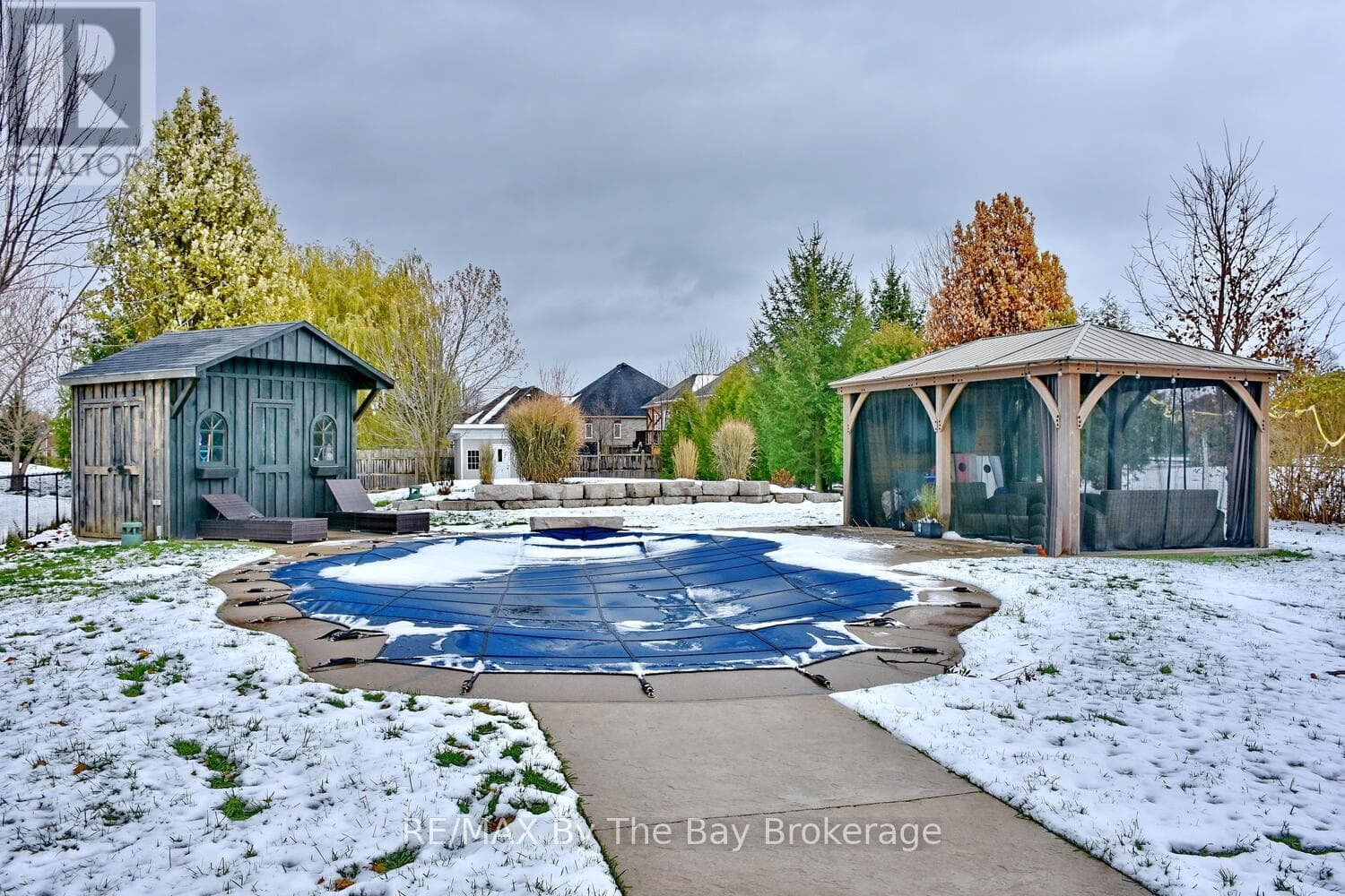 17 BASSWOOD DRIVE — photo 4