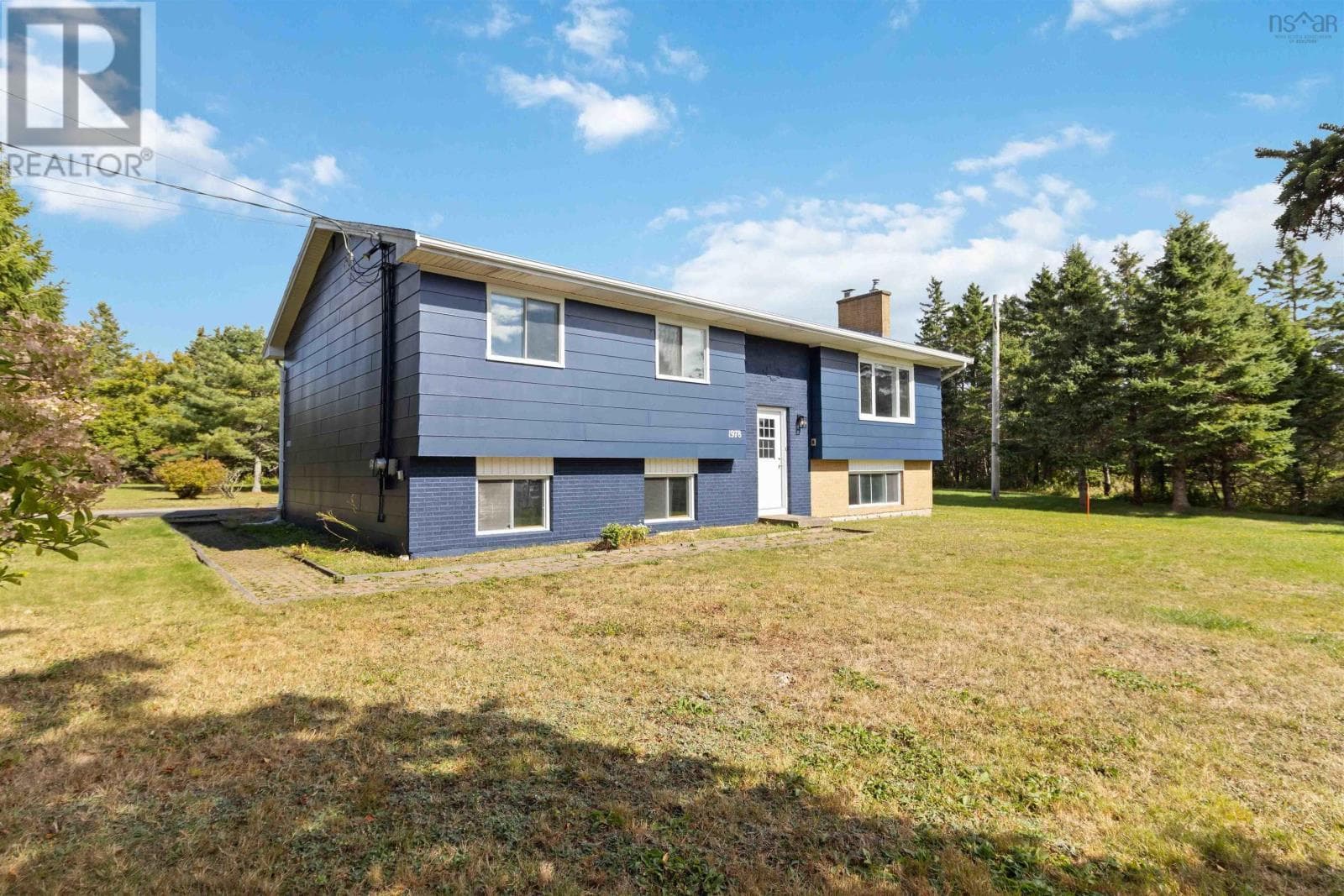 3 Murray Road in EASTERN PASSAGE