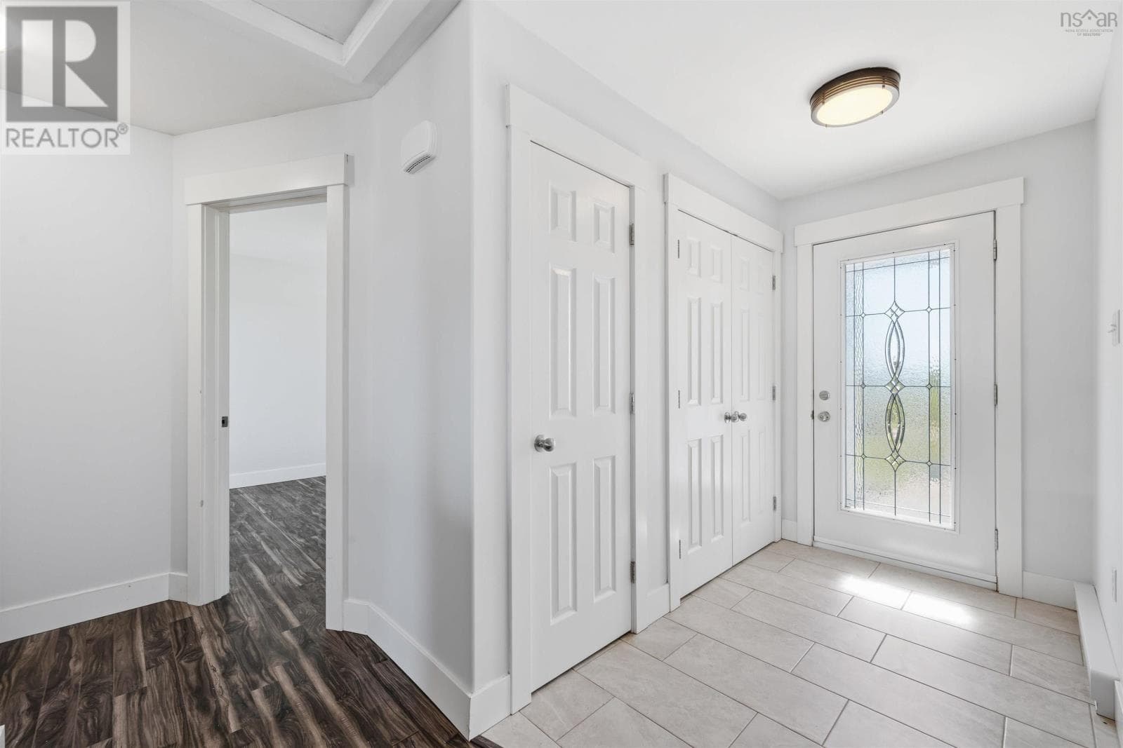 281 HESELTON DRIVE, NSAR — photo 3
