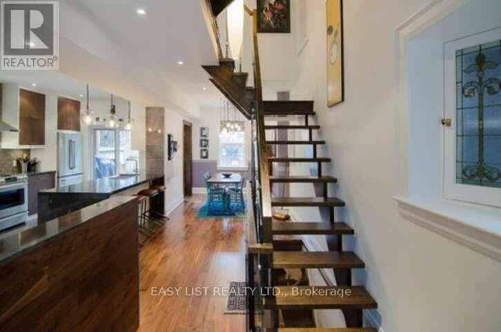 76 DUNN AVENUE in South Parkdale