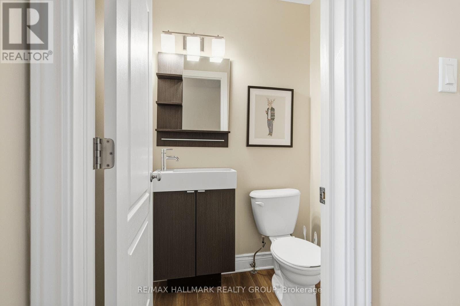 290 CAMBRIDGE STREET NORTH — photo 3