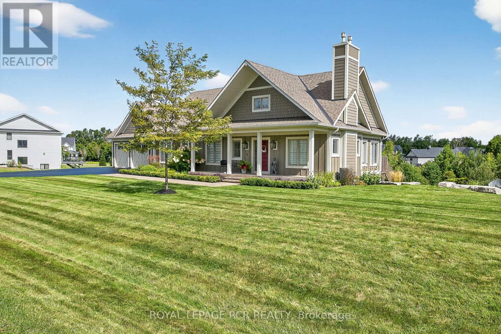 3 THOROUGHBRED DRIVE — photo 3