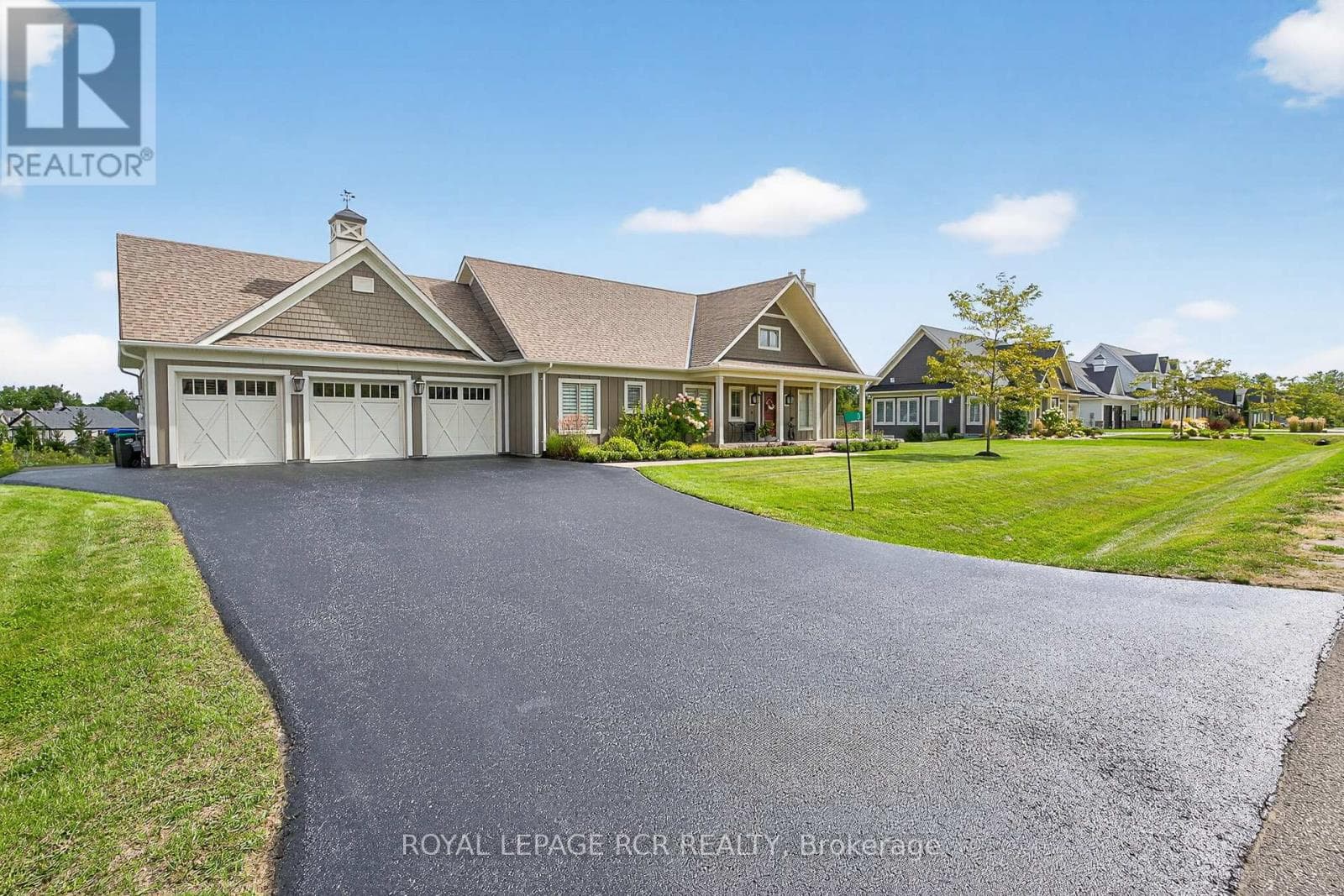 3 THOROUGHBRED DRIVE — photo 4
