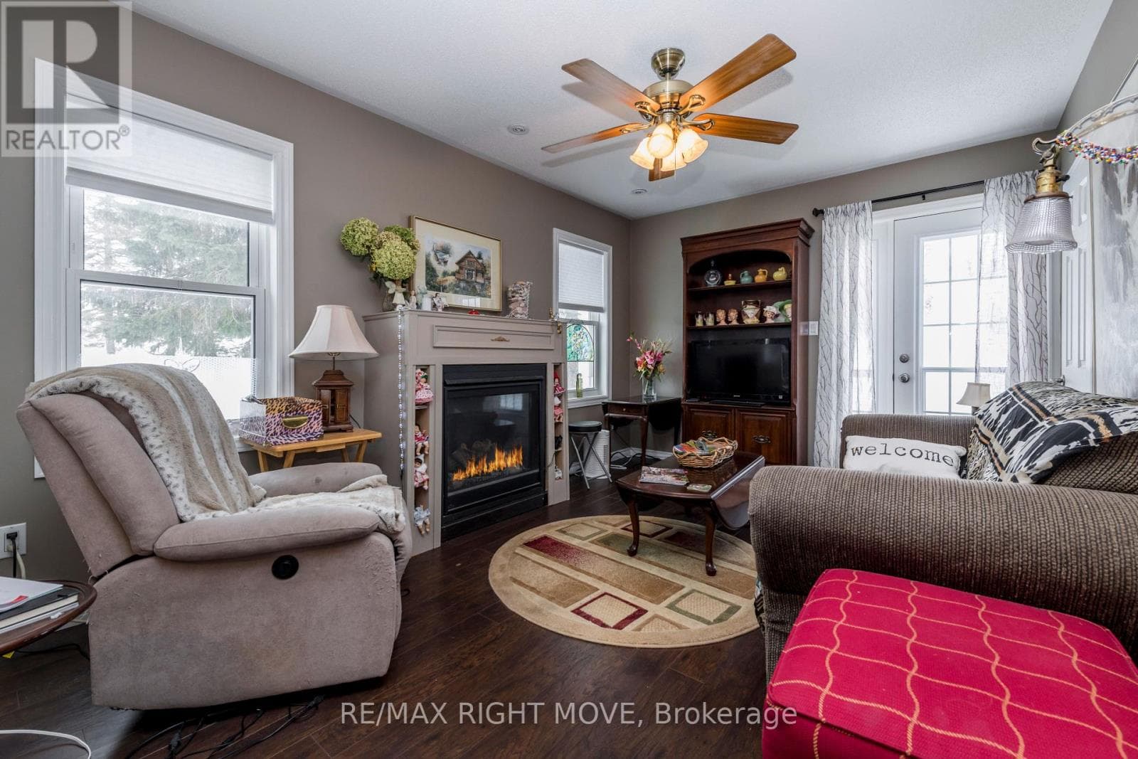32 CAMERON DRIVE in 