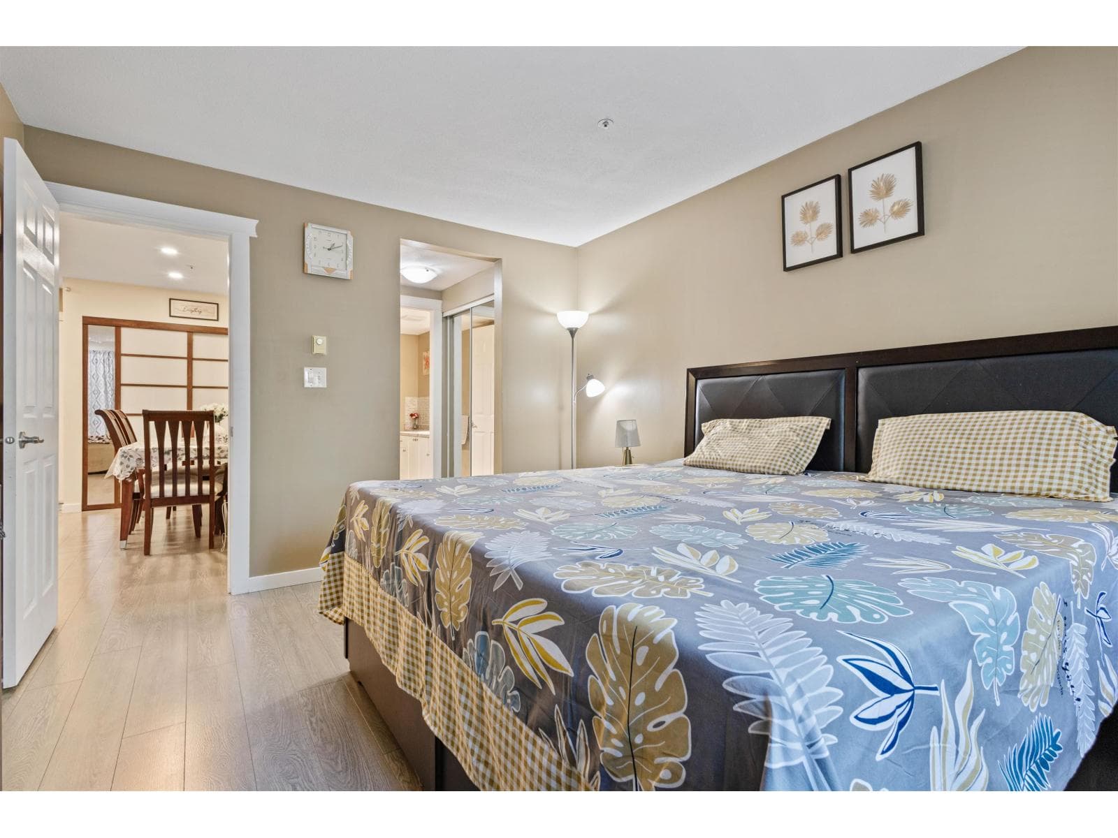206 2526 LAKEVIEW CRESCENT — photo 4