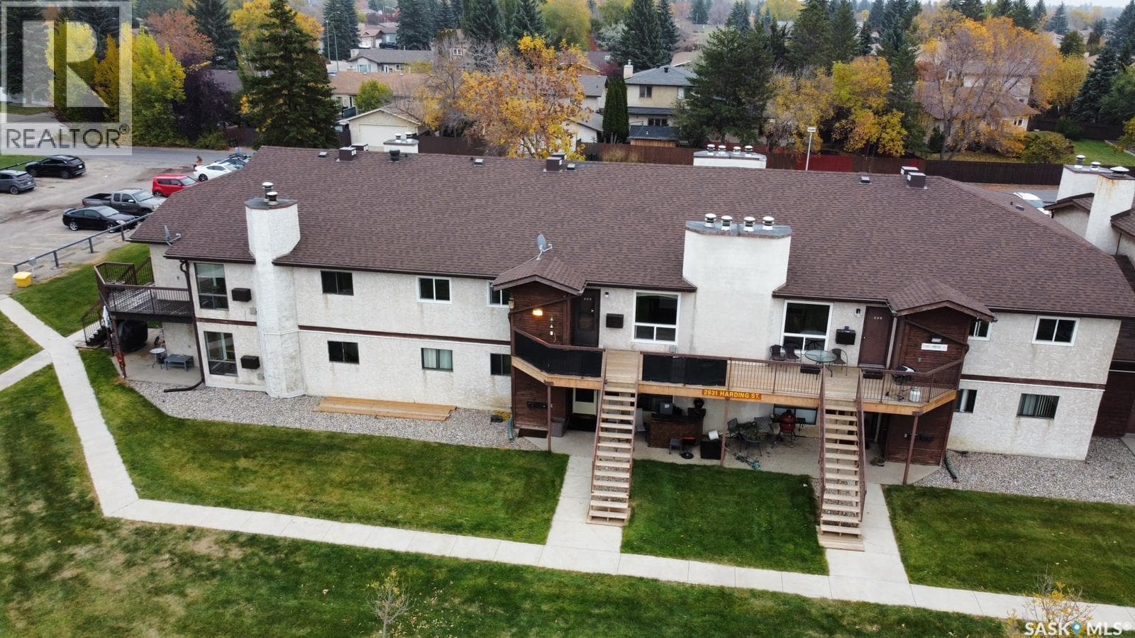 209 2931 Harding STREET — photo 2