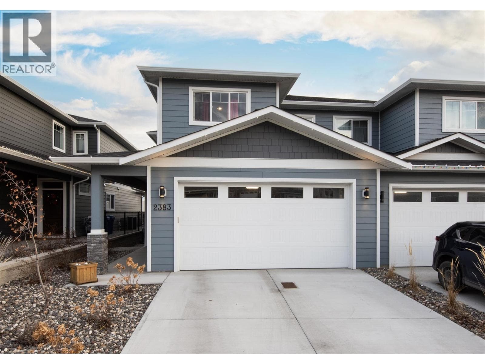 2383 Hawks Boulevard — photo 3