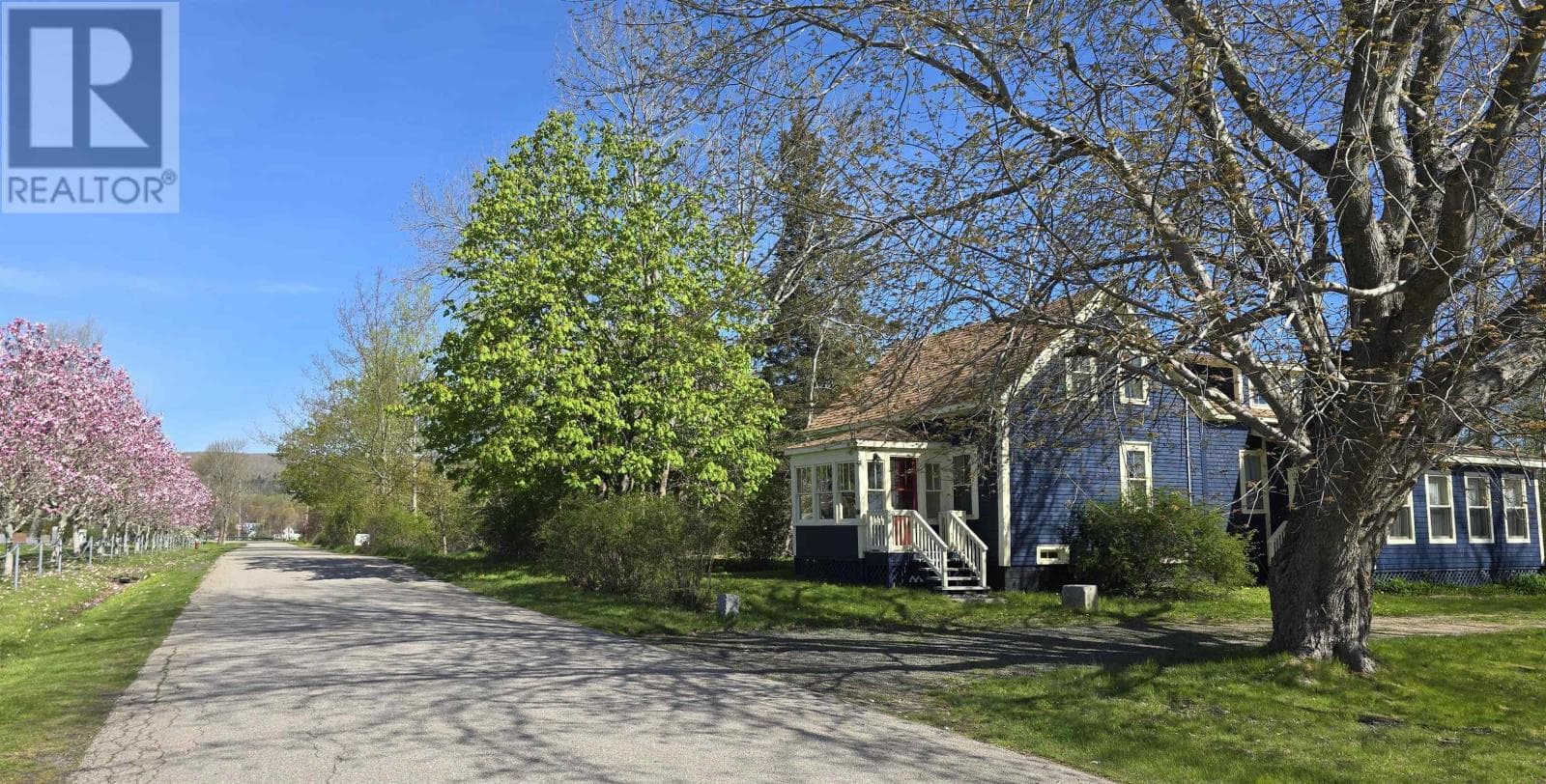 62 CHAPEL STREET — photo 4