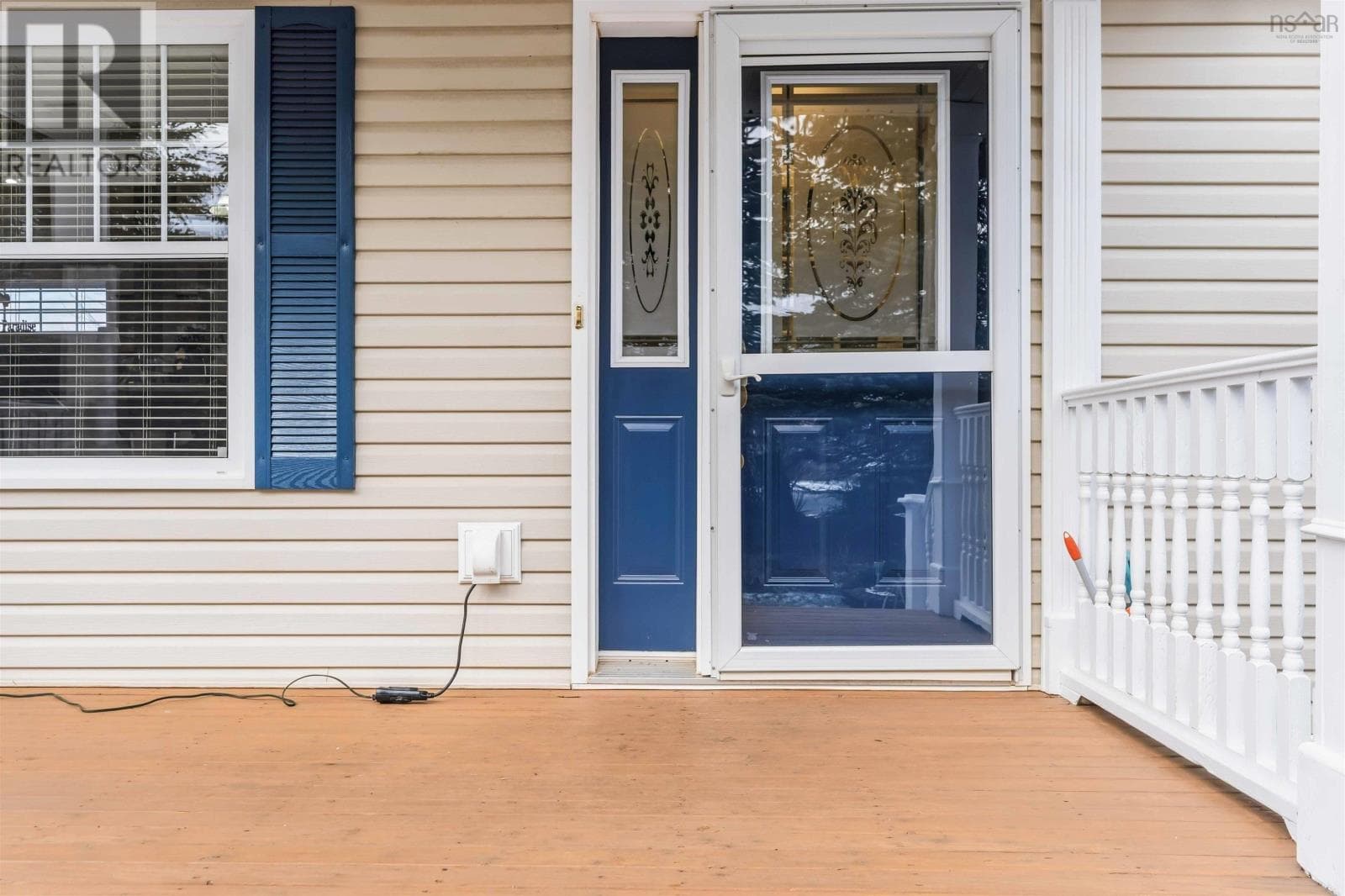 8 IRVEN DRIVE — photo 5