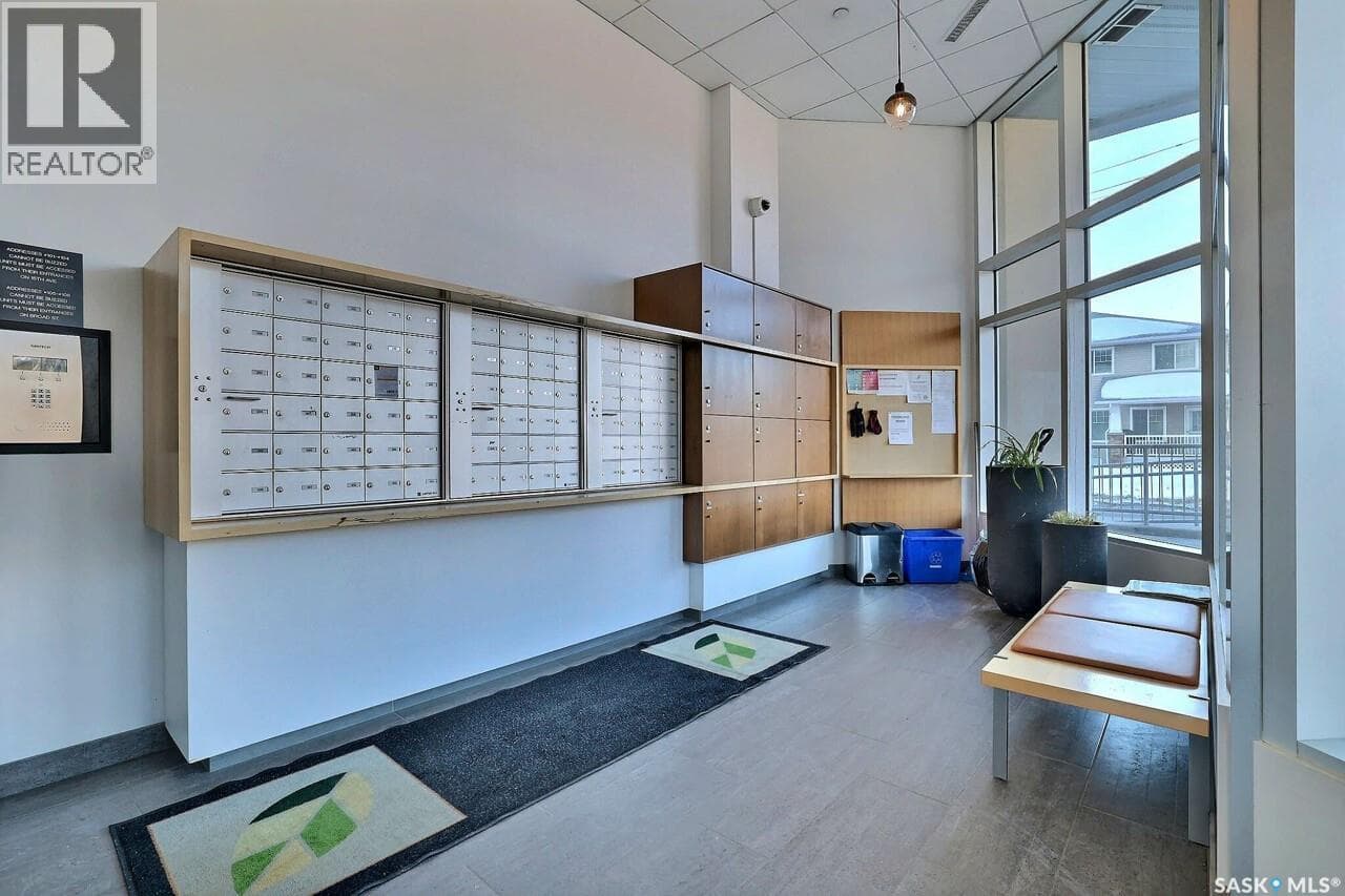 207 2300 Broad STREET — photo 4