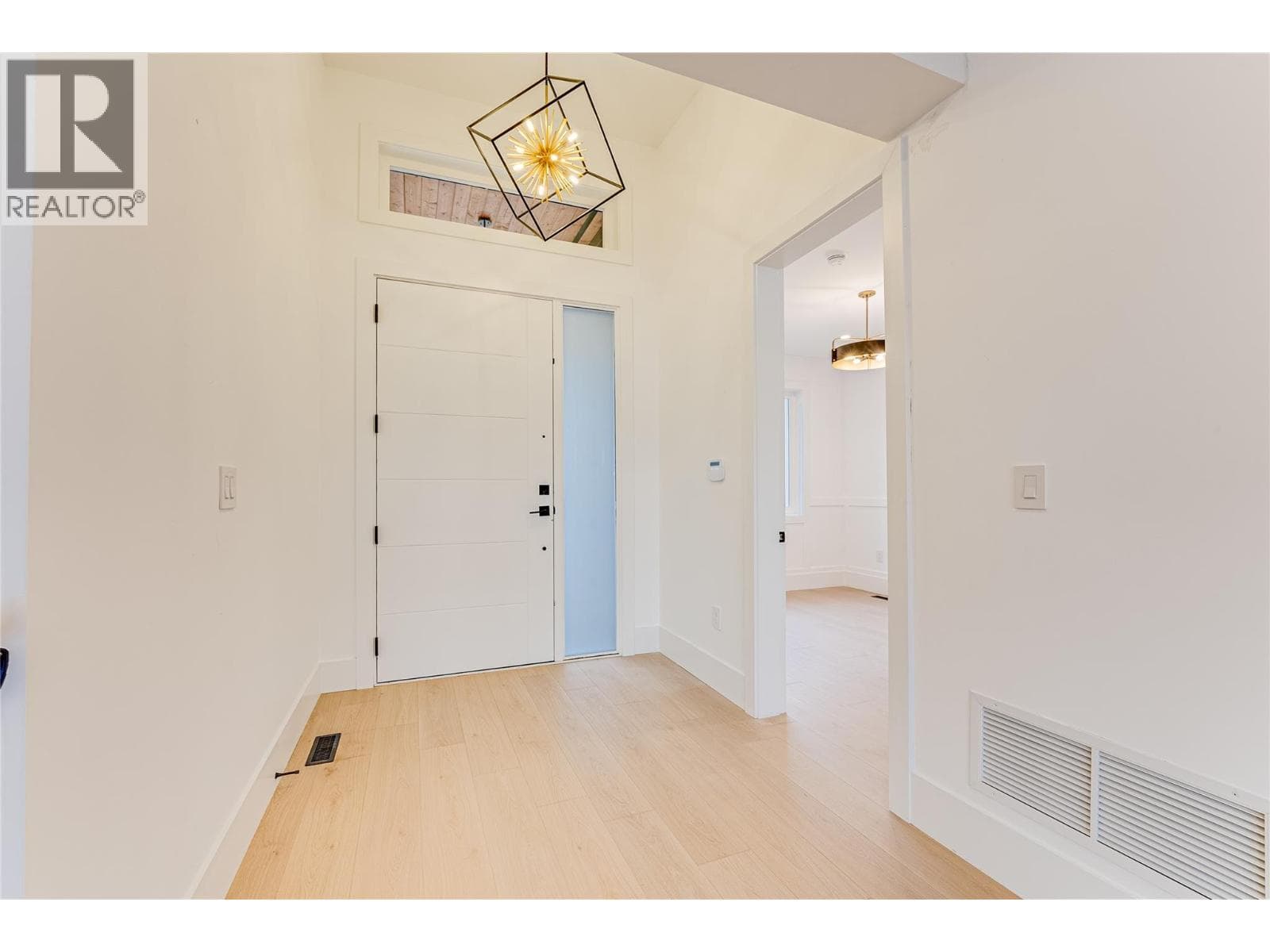 8924 TAVISTOCK ROAD — photo 5