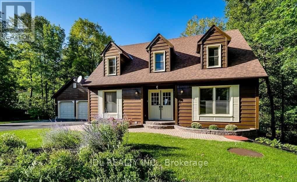 200 BAYVIEW AVENUE — photo 3