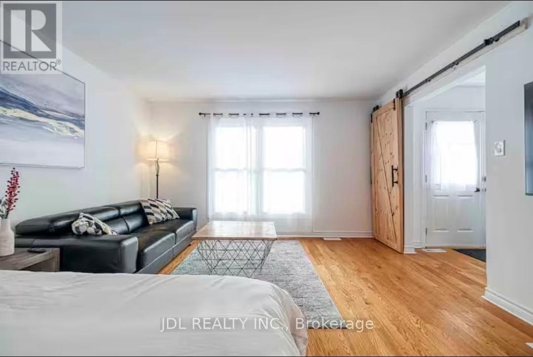200 BAYVIEW AVENUE — photo 5