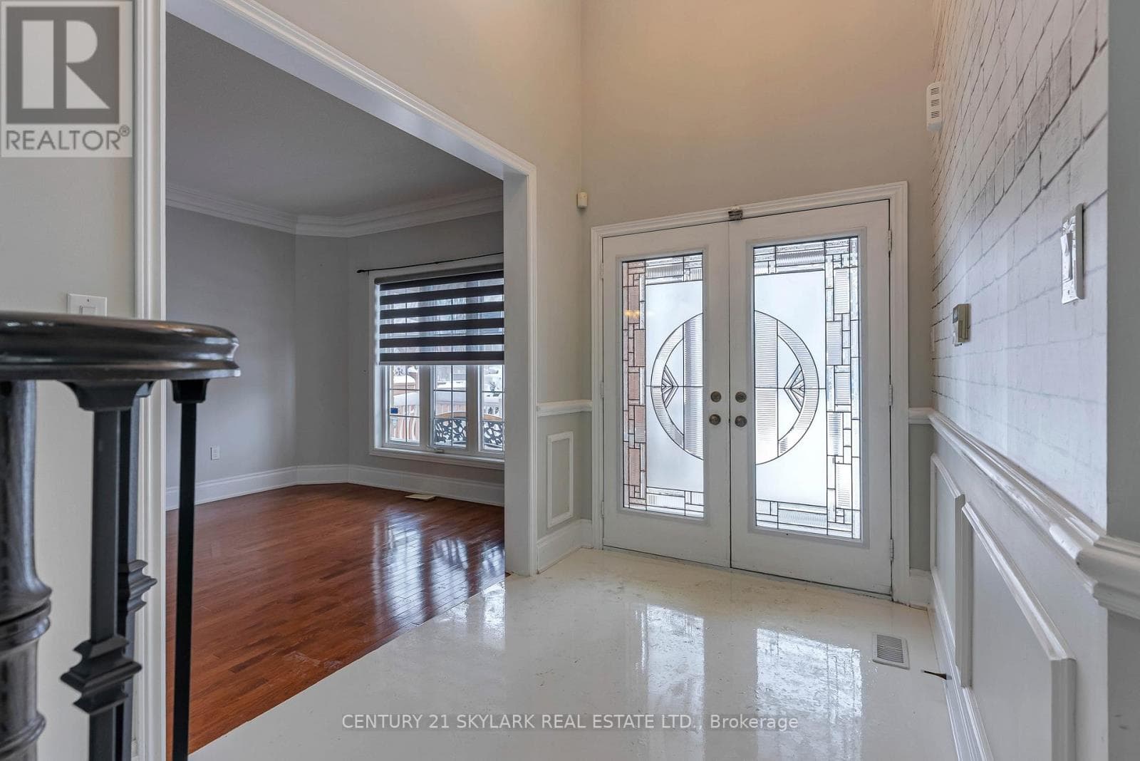 7 YELLOW AVENS BOULEVARD — photo 3