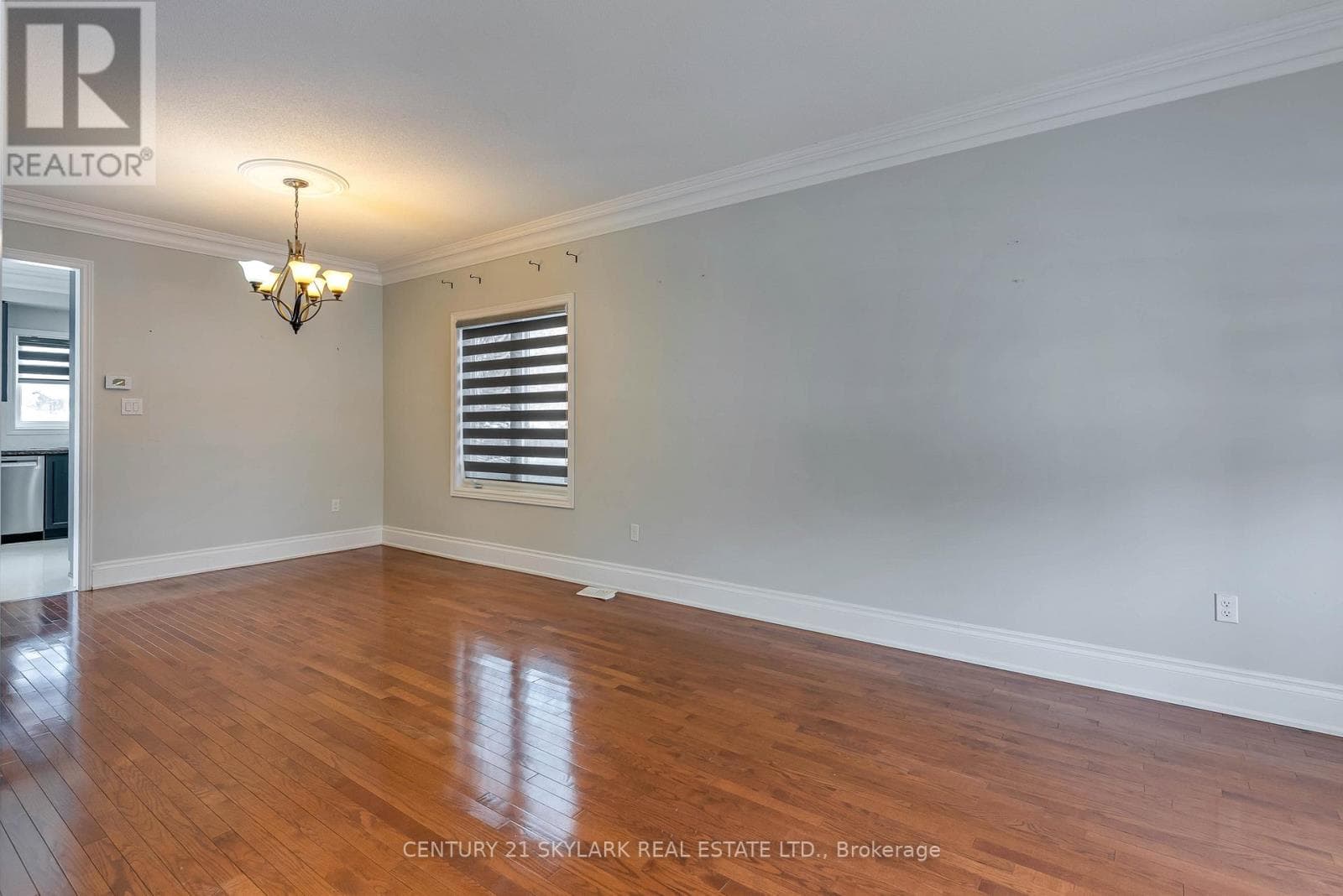 7 YELLOW AVENS BOULEVARD — photo 5