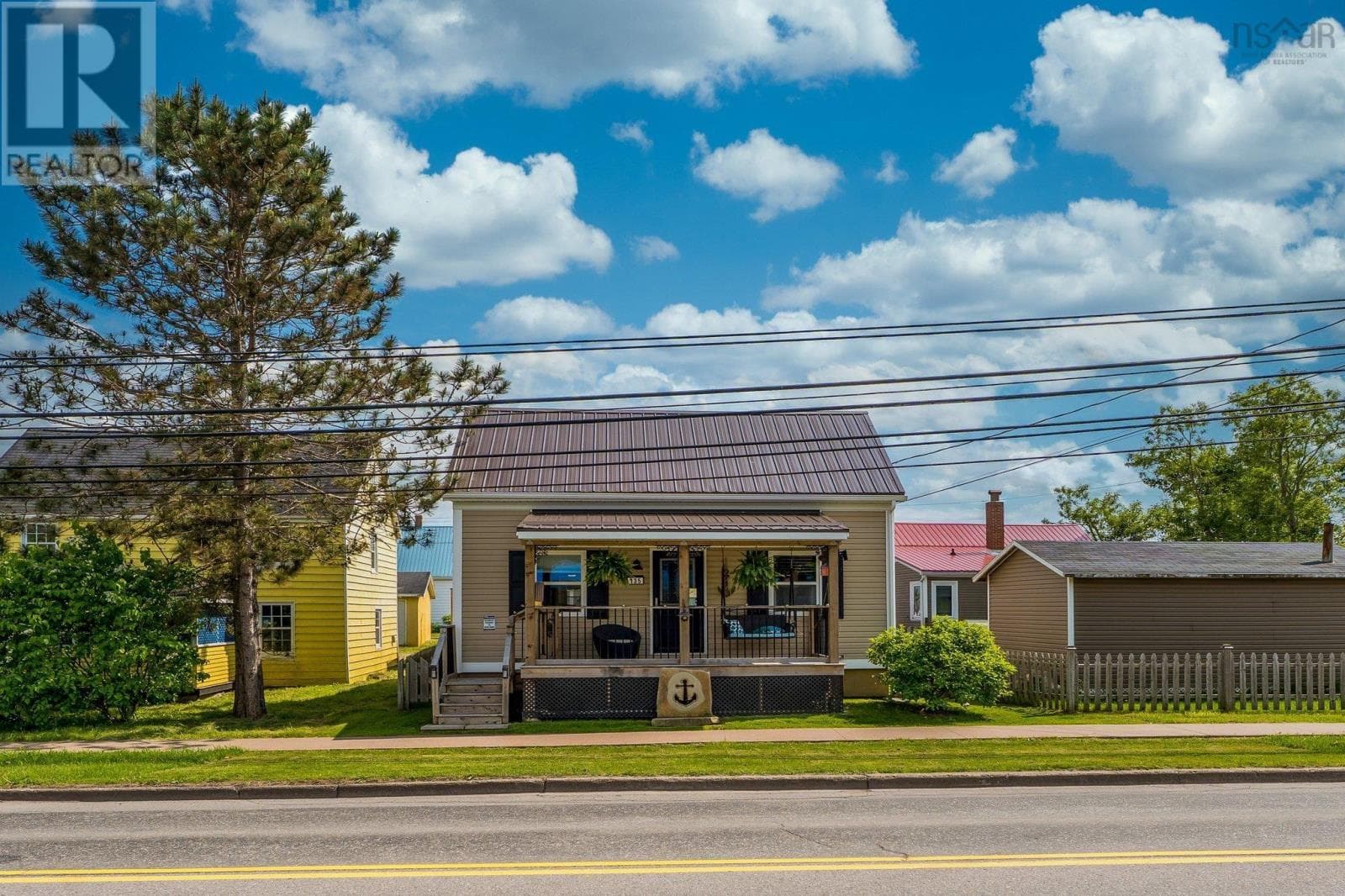 135 WEST RIVER ROAD in 