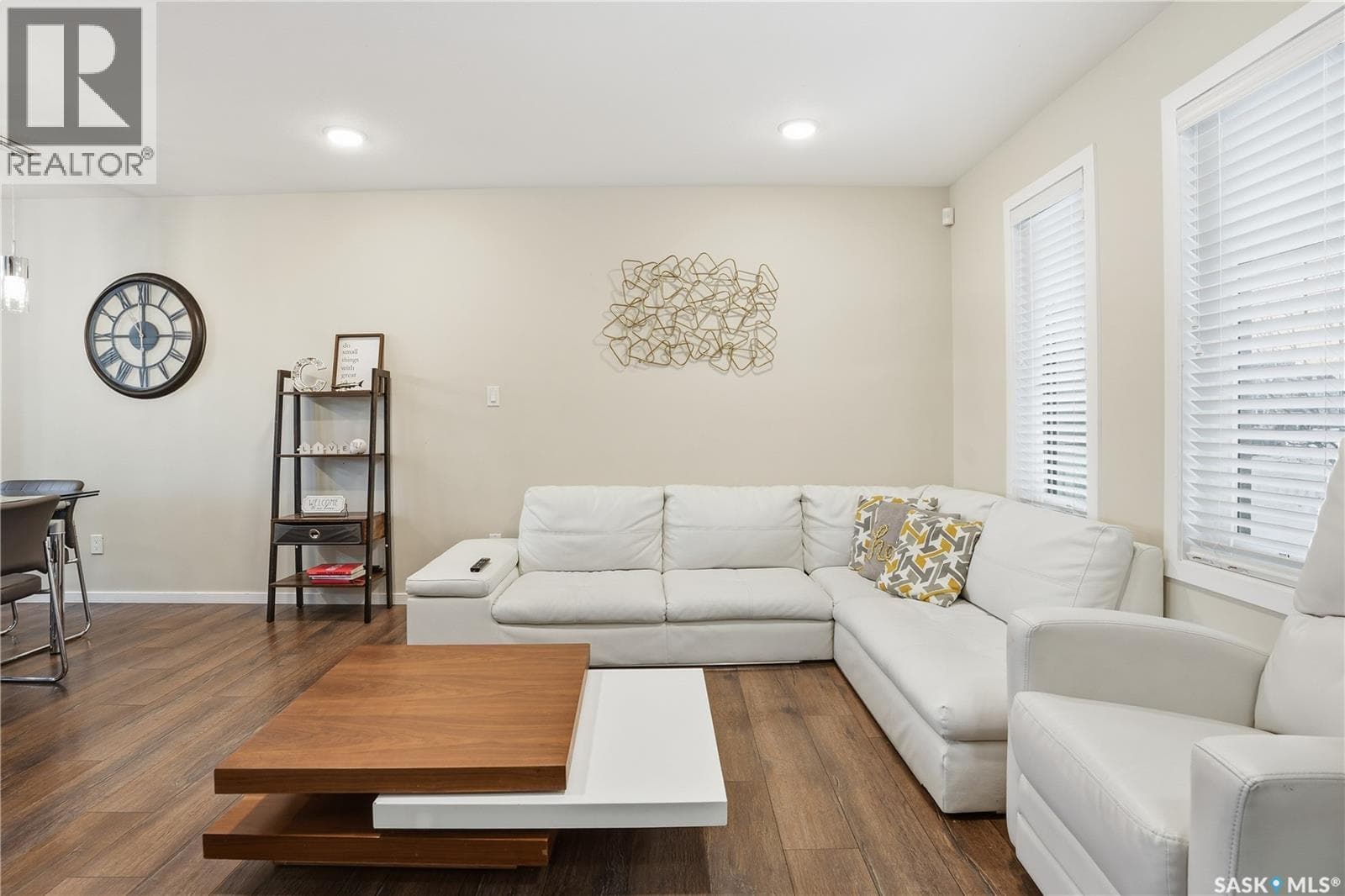 7904 CANOLA AVENUE — photo 5