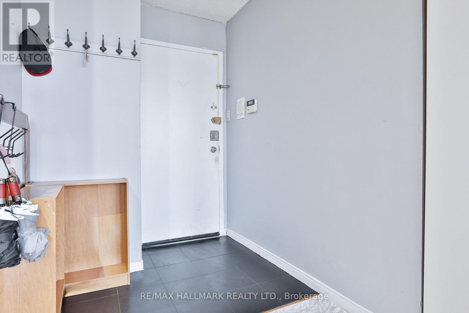 1214 - 50 LOTHERTON PATHWAY — photo 5