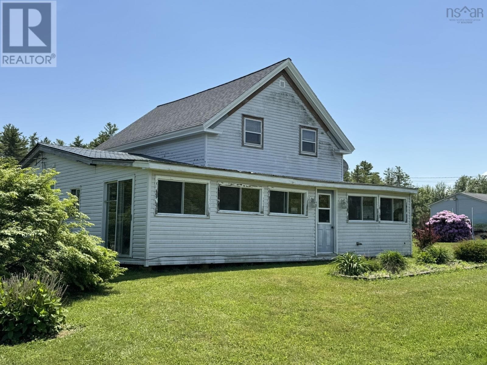 185 WEST CALEDONIA ROAD — photo 3