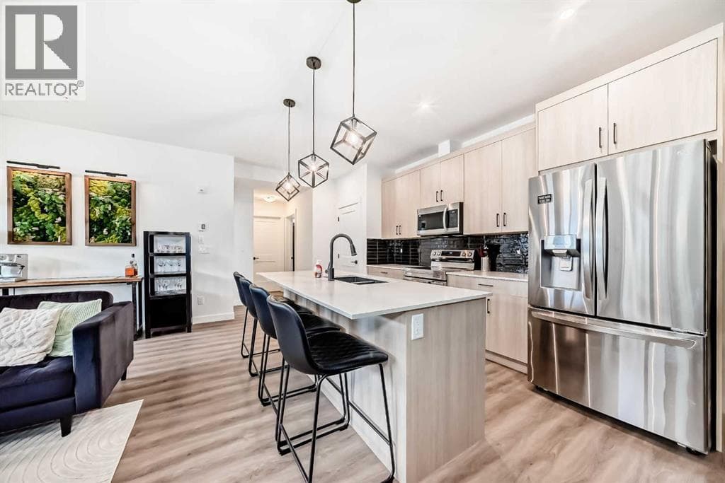 2103, 55 Lucas Way NW — photo 3
