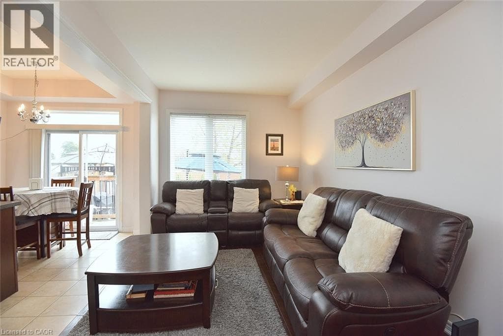 45 SEABREEZE Crescent Unit# 21 — photo 5