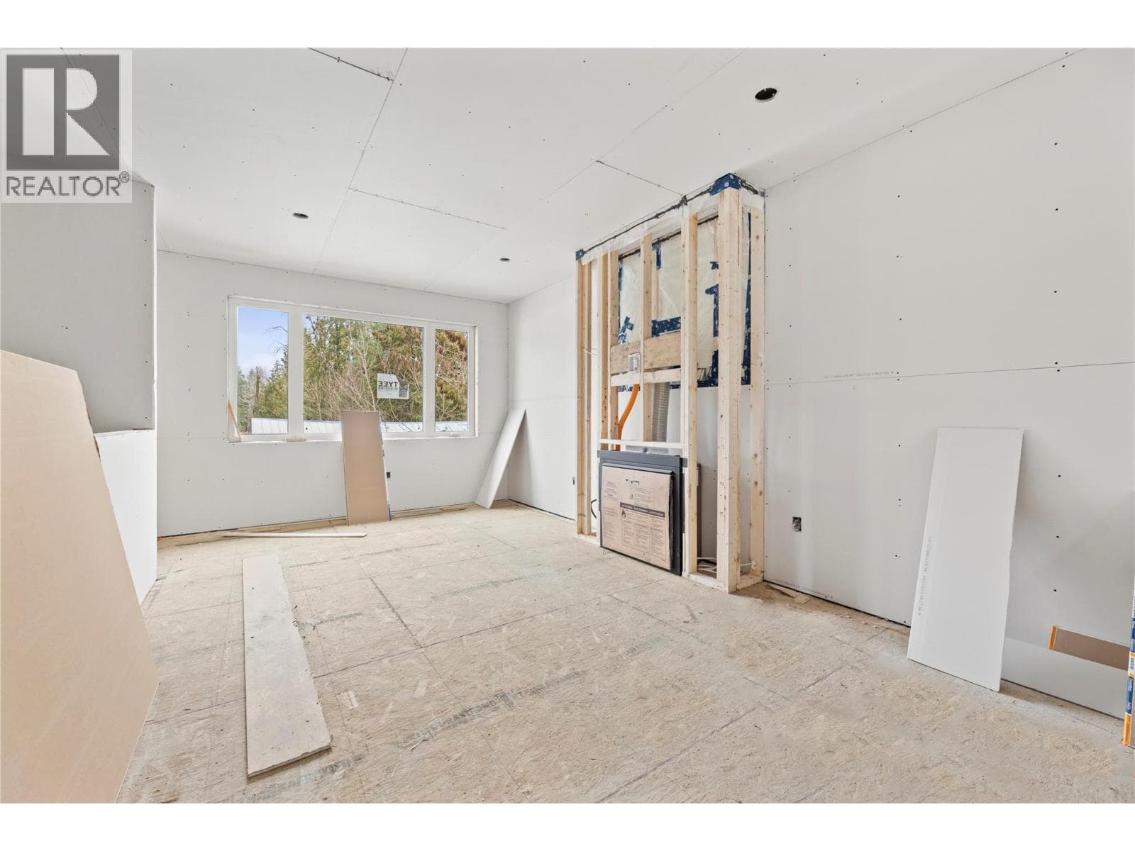 166 2nd Avenue — photo 3