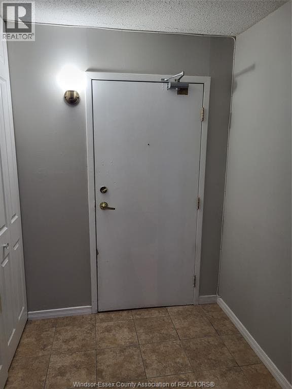 150 PARK STREET Unit# 2212, Windsor — photo 2