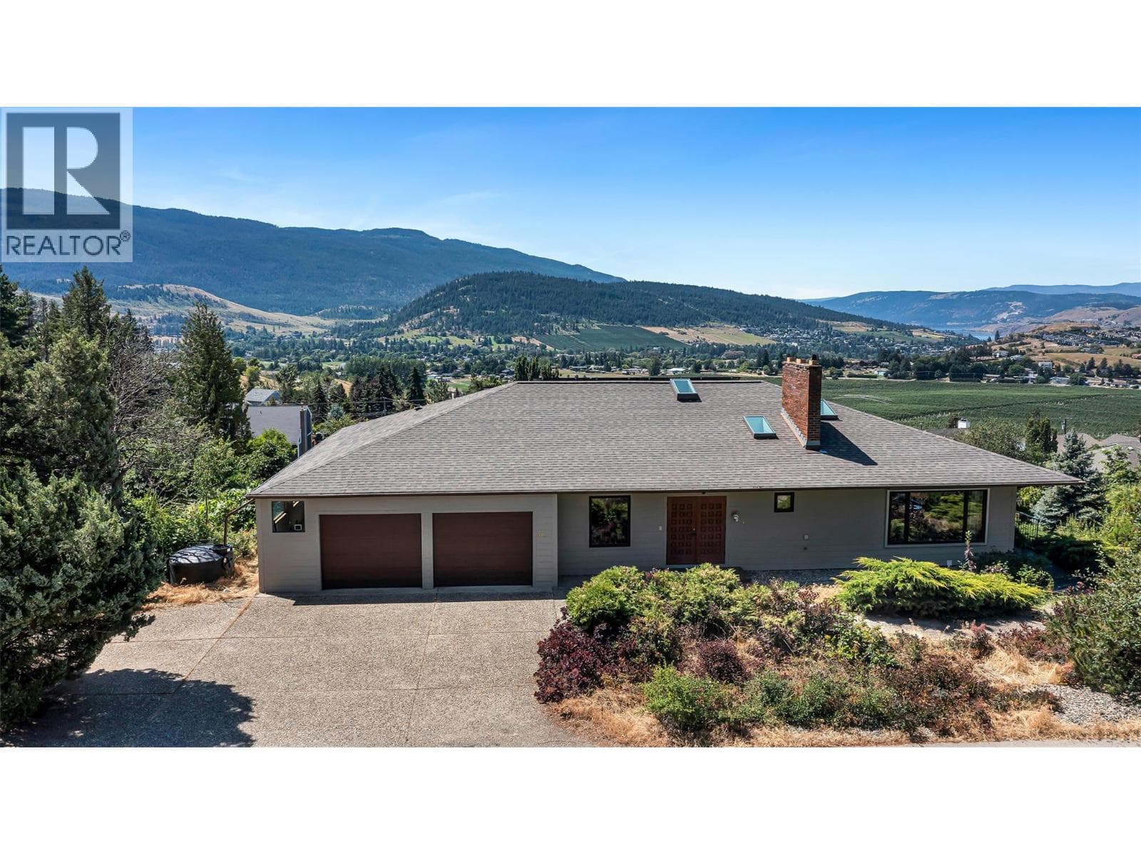 460 CRESTVIEW DRIVE — photo 2